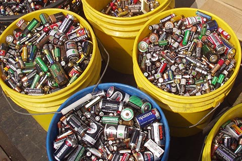 回收旧电池,回收废旧电池价格|旧电瓶的回收价是多少